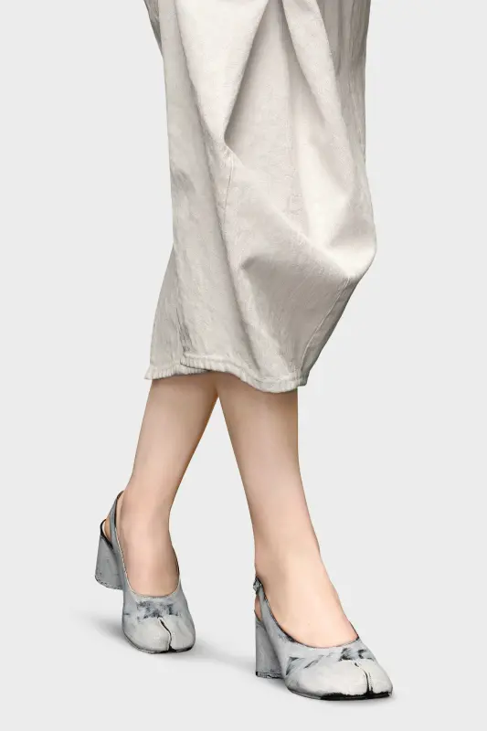 Maison Margiela White Bianchetto Tabi Slingback Shoes Black and White online