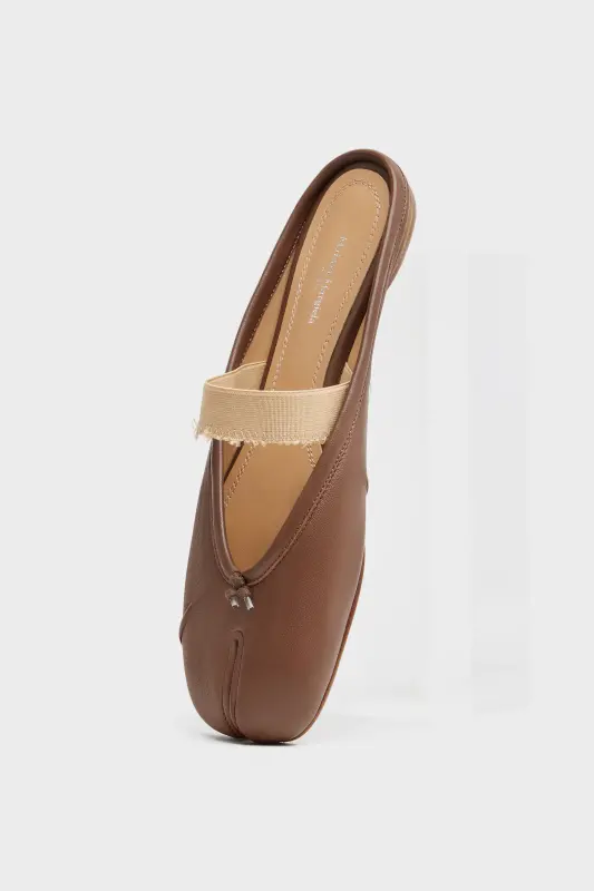 Maison Margiela Womens Brown Leather Tabi Elastic Band Mule Warm coffee and nude online
